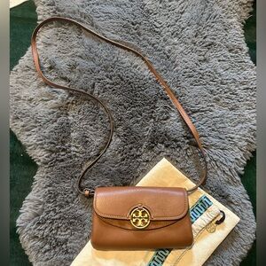 Tory Burch Miller Mini Leather Wallet Crossbody Bag in Dark Sienna